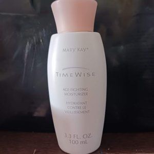 Mary Kay Age Fighting Moisturizer